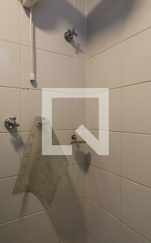 Casa à venda com 452m², 4 quartos e 12 vagasBanheiro da Suíte 3