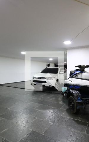 Casa à venda com 452m², 4 quartos e 12 vagasGaragem