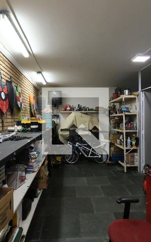 Casa à venda com 452m², 4 quartos e 12 vagasOficina