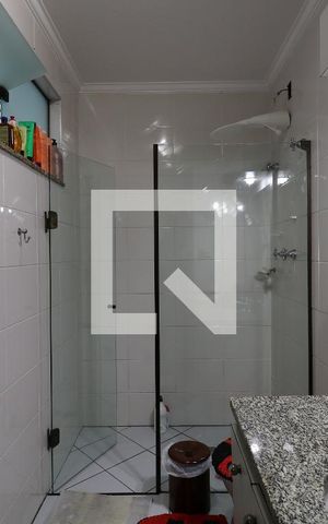 Casa à venda com 452m², 4 quartos e 12 vagasBanheiro da Suíte 2