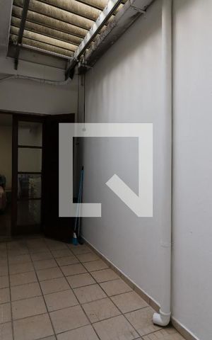 Casa à venda com 452m², 4 quartos e 12 vagasJardim de Inverno da Suíte 2