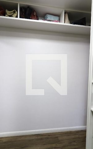 Casa à venda com 452m², 4 quartos e 12 vagasCloset da Suíte 4