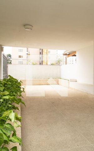 Apartamento para alugar com 72m², 2 quartos e 1 vaga Apartamento para alugar com 72m², 2 quartos e 1 vagaÁrea comum - Pátio interno
