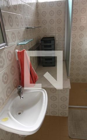 Casa à venda com 150m², 3 quartos e 2 vagasBanheiro