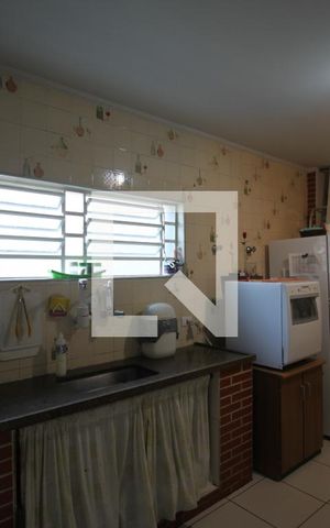 Casa à venda com 150m², 3 quartos e 2 vagasCozinha