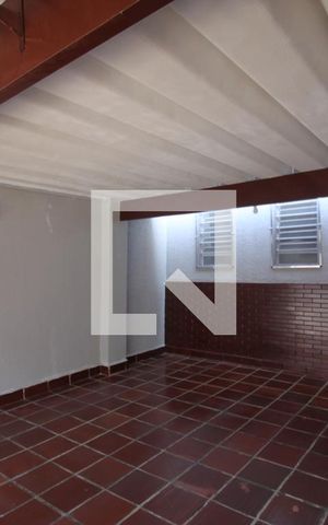 Casa à venda com 150m², 3 quartos e 2 vagasGaragem