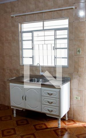 Casa para alugar com 25m², 1 quarto e sem vaga Casa para alugar com 25m², 1 quarto e sem vagaCozinha