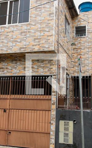 Casa para alugar com 25m², 1 quarto e sem vaga Casa para alugar com 25m², 1 quarto e sem vagaFachada
