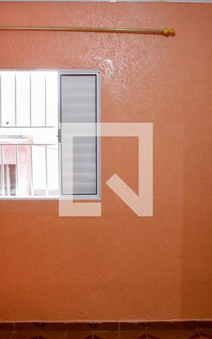 Casa para alugar com 25m², 1 quarto e sem vaga Casa para alugar com 25m², 1 quarto e sem vagaQuarto 1