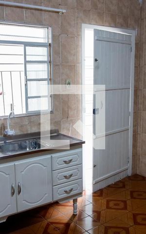 Casa para alugar com 25m², 1 quarto e sem vaga Casa para alugar com 25m², 1 quarto e sem vagaCozinha