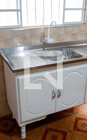 Casa para alugar com 25m², 1 quarto e sem vaga Casa para alugar com 25m², 1 quarto e sem vagaCozinha