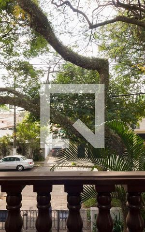 Casa à venda com 387m², 5 quartos e 3 vagasVaranda Suíte 2
