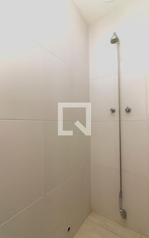 Casa à venda com 387m², 5 quartos e 3 vagasBanheiro da Suíte 2