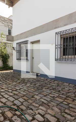 Casa à venda com 387m², 5 quartos e 3 vagasÁrea de Serviço