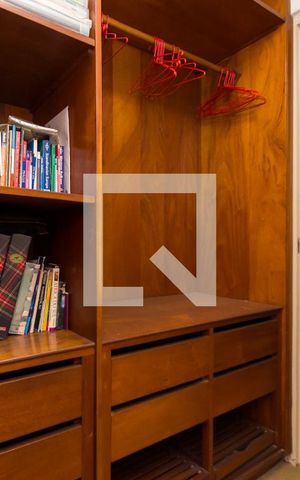 Casa à venda com 387m², 5 quartos e 3 vagasCloset da suíte 3