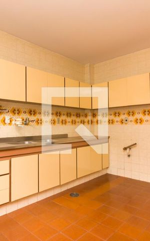 Casa à venda com 387m², 5 quartos e 3 vagasCozinha