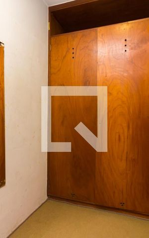 Casa à venda com 387m², 5 quartos e 3 vagasCloset da Suíte 1