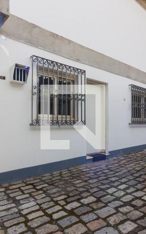 Casa à venda com 387m², 5 quartos e 3 vagasÁrea de Serviço