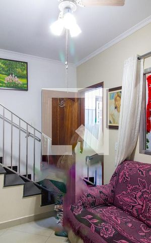 Casa à venda com 380m², 5 quartos e 6 vagas Casa à venda com 380m², 5 quartos e 6 vagasSala Edícula