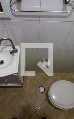 Casa à venda com 380m², 5 quartos e 6 vagas Casa à venda com 380m², 5 quartos e 6 vagasLavabo Espaço Gourmet