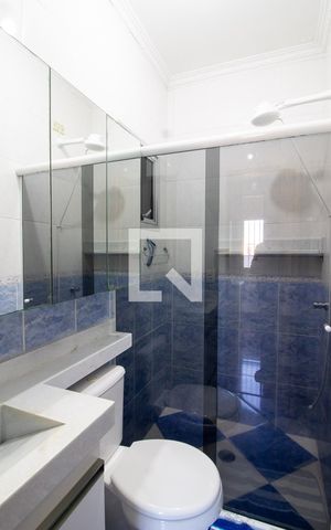 Casa à venda com 380m², 5 quartos e 6 vagas Casa à venda com 380m², 5 quartos e 6 vagasBanheiro