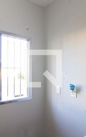 Casa à venda com 380m², 5 quartos e 6 vagas Casa à venda com 380m², 5 quartos e 6 vagasQuarto 2