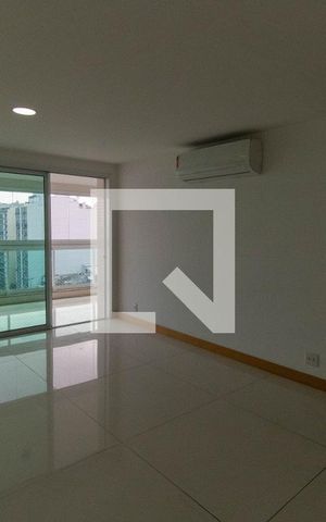 Apartamento à venda com 220m², 4 quartos e 2 vagas Apartamento à venda com 220m², 4 quartos e 2 vagasSala