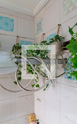 Apartamento à venda com 46m², 2 quartos e sem vaga Apartamento à venda com 46m², 2 quartos e sem vagaDetalhe - Banheiro