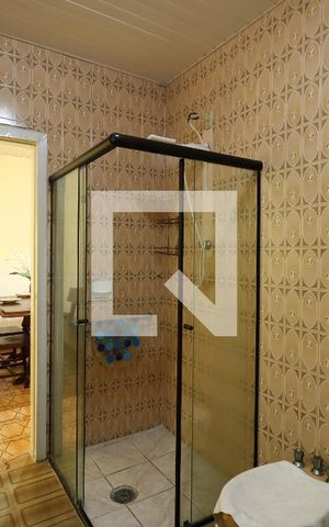 Casa à venda com 300m², 3 quartos e 3 vagasBanheiro