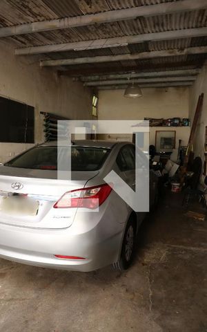 Casa à venda com 300m², 3 quartos e 3 vagasGaragem