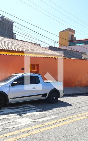 Casa à venda com 300m², 3 quartos e 3 vagasFachada