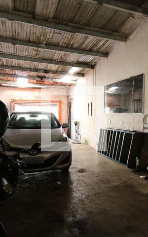 Casa à venda com 300m², 3 quartos e 3 vagasGaragem
