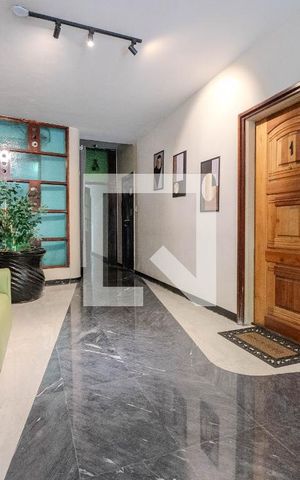 Apartamento à venda com 238m², 3 quartos e 1 vaga Apartamento à venda com 238m², 3 quartos e 1 vagaHall de entrada
