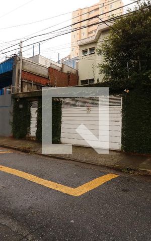 Casa para alugar com 280m², 3 quartos e 1 vagaFachada