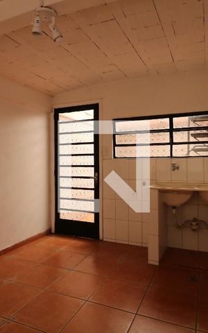 Casa para alugar com 280m², 3 quartos e 1 vagaÁrea de Serviço coberta
