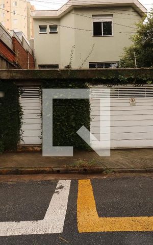 Casa para alugar com 280m², 3 quartos e 1 vagaFachada