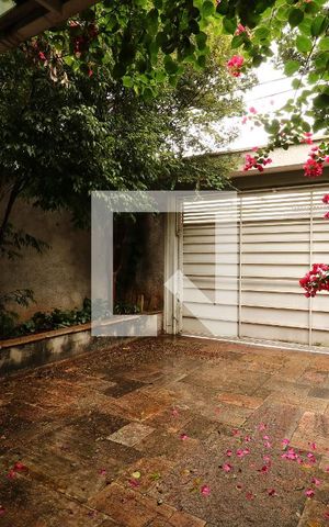 Casa para alugar com 280m², 3 quartos e 1 vagaFrente - Jardim
