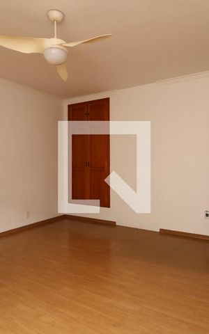 Casa para alugar com 280m², 3 quartos e 1 vagaSuíte 1
