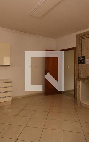 Casa para alugar com 280m², 3 quartos e 1 vagaCozinha