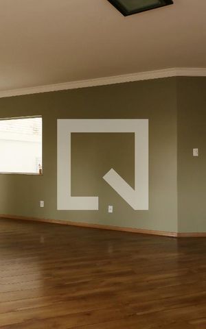 Casa para alugar com 280m², 3 quartos e 1 vagaSala