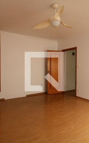 Casa para alugar com 280m², 3 quartos e 1 vagaSuíte 1