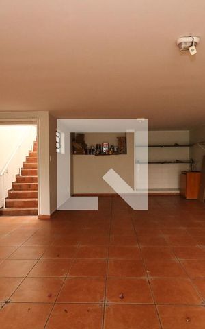 Casa para alugar com 280m², 3 quartos e 1 vagaGaragem