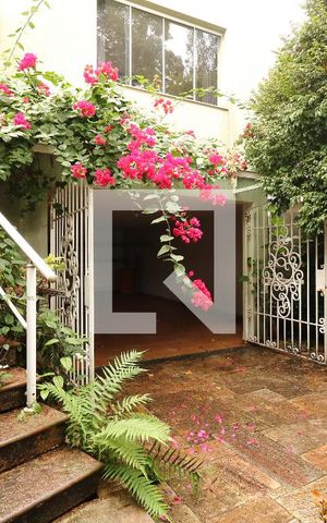 Casa para alugar com 280m², 3 quartos e 1 vagaFrente - Jardim