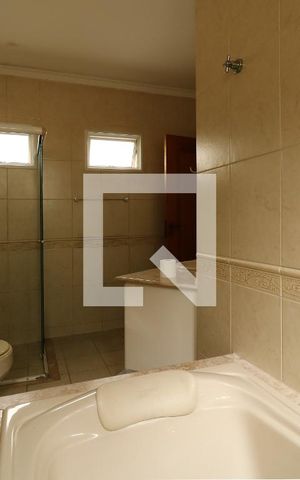 Casa para alugar com 280m², 3 quartos e 1 vagaBanheiro da Suíte 3
