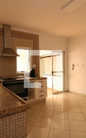 Casa para alugar com 280m², 3 quartos e 1 vagaCozinha