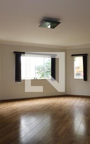 Casa para alugar com 280m², 3 quartos e 1 vagaSala