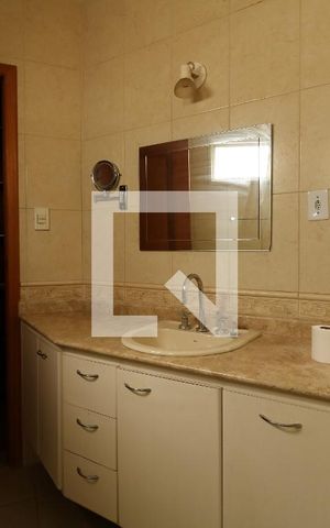 Casa para alugar com 280m², 3 quartos e 1 vagaBanheiro da Suíte 3