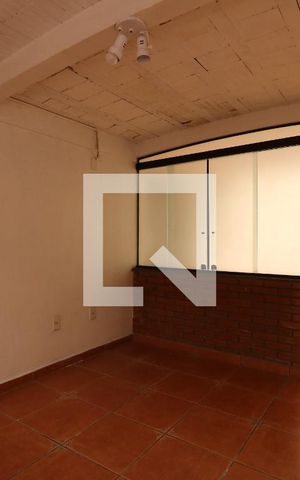 Casa para alugar com 280m², 3 quartos e 1 vagaÁrea de Serviço coberta