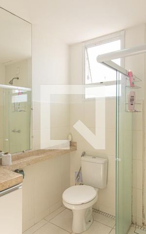 Apartamento para alugar com 43m², 2 quartos e 1 vaga Apartamento para alugar com 43m², 2 quartos e 1 vagaBanheiro