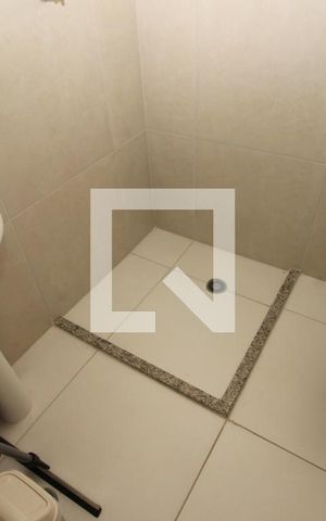 Apartamento para alugar com 238m², 4 quartos e 4 vagasBanheiro de Serviço